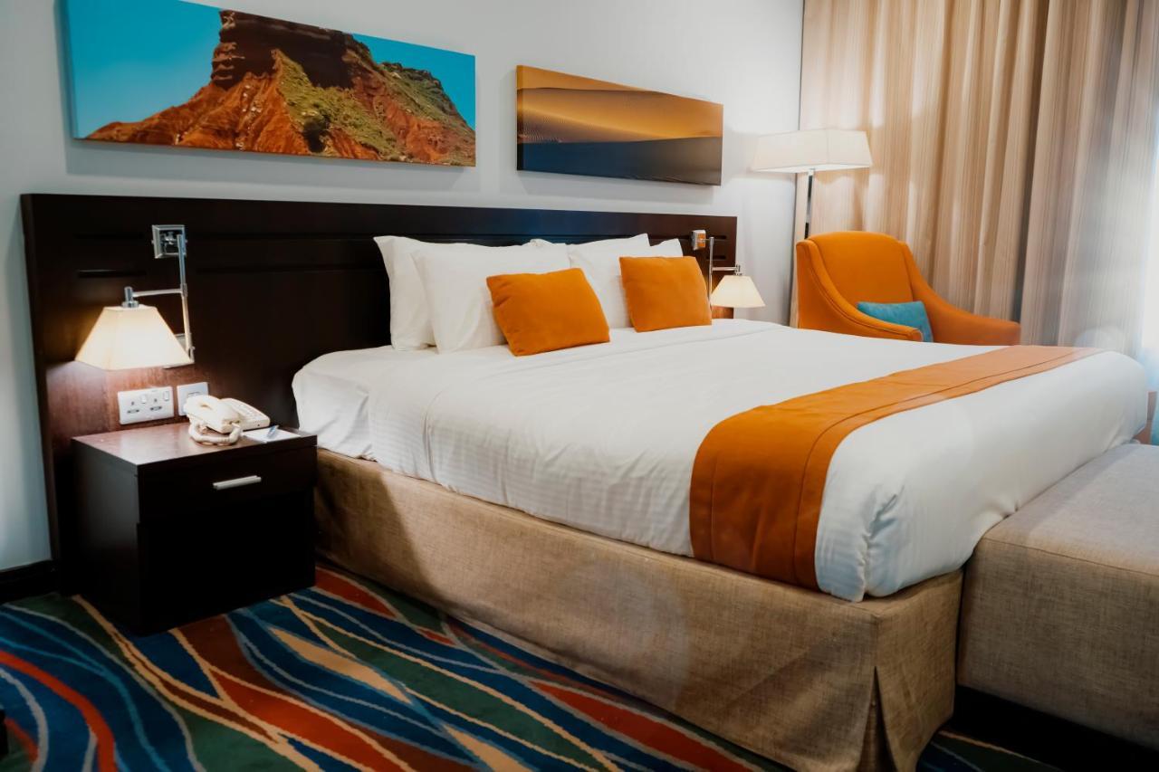 City Seasons Hotel & Suites Maskat Zewnętrze zdjęcie