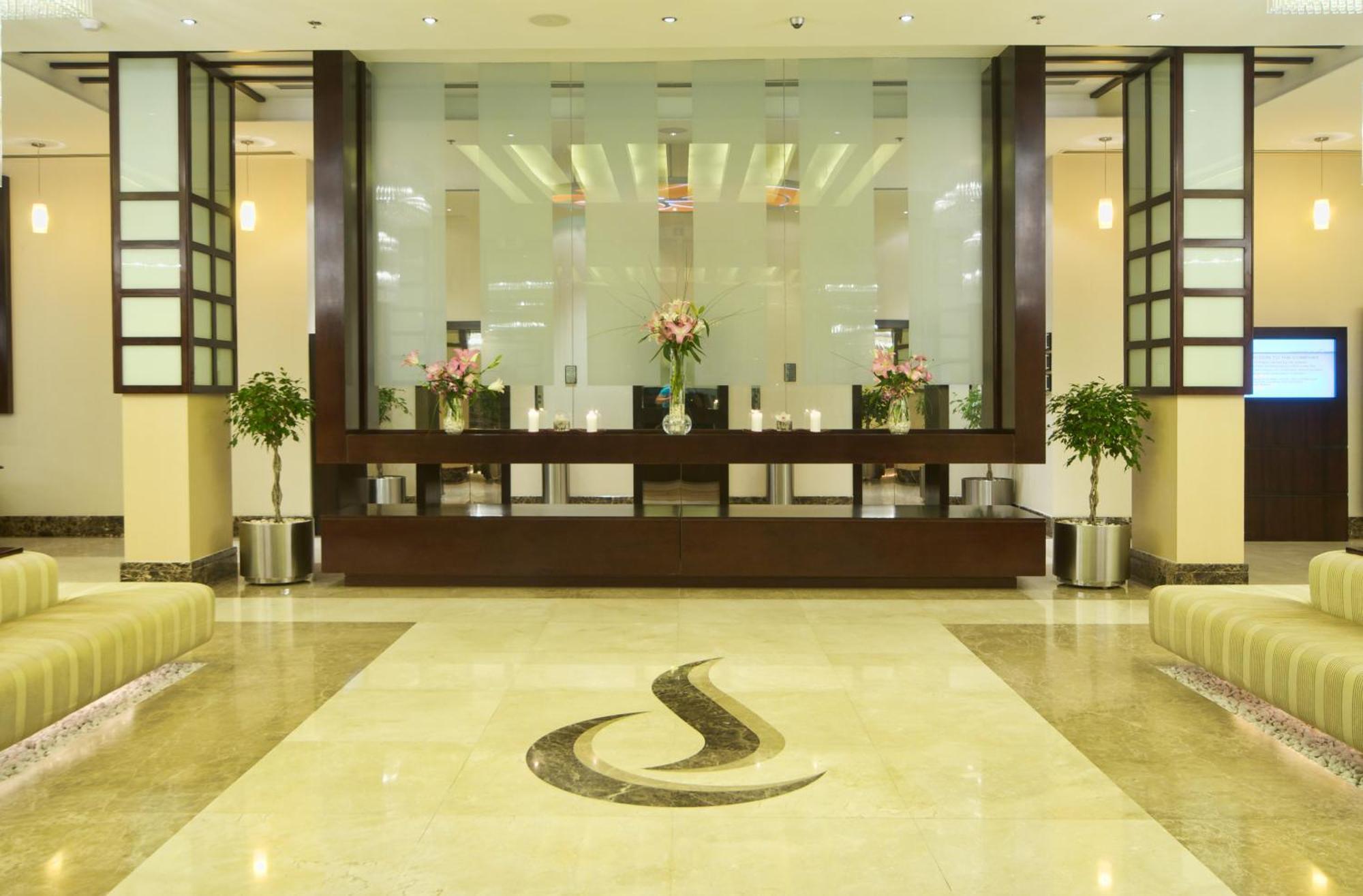 City Seasons Hotel & Suites Maskat Zewnętrze zdjęcie