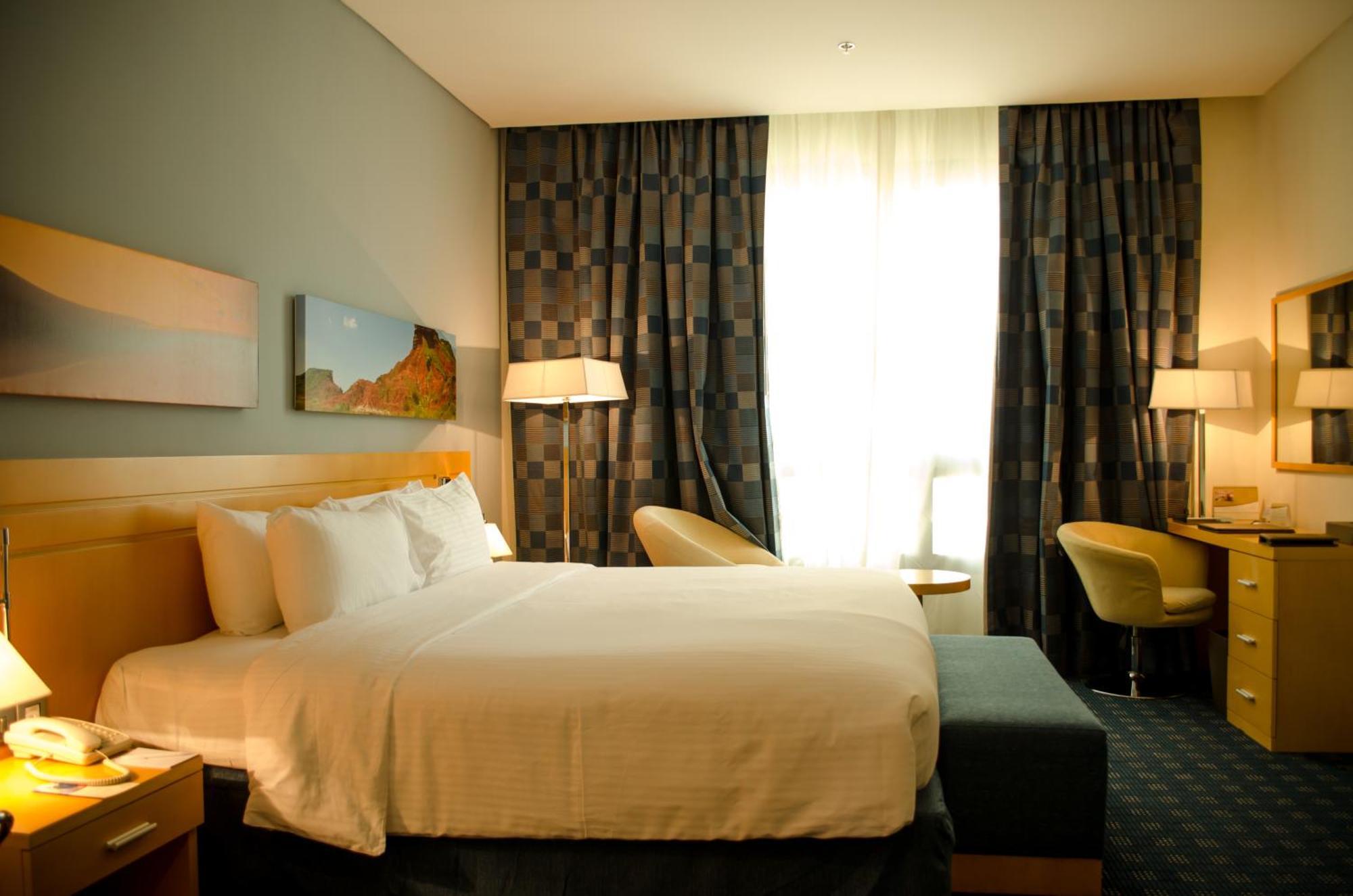 City Seasons Hotel & Suites Maskat Zewnętrze zdjęcie