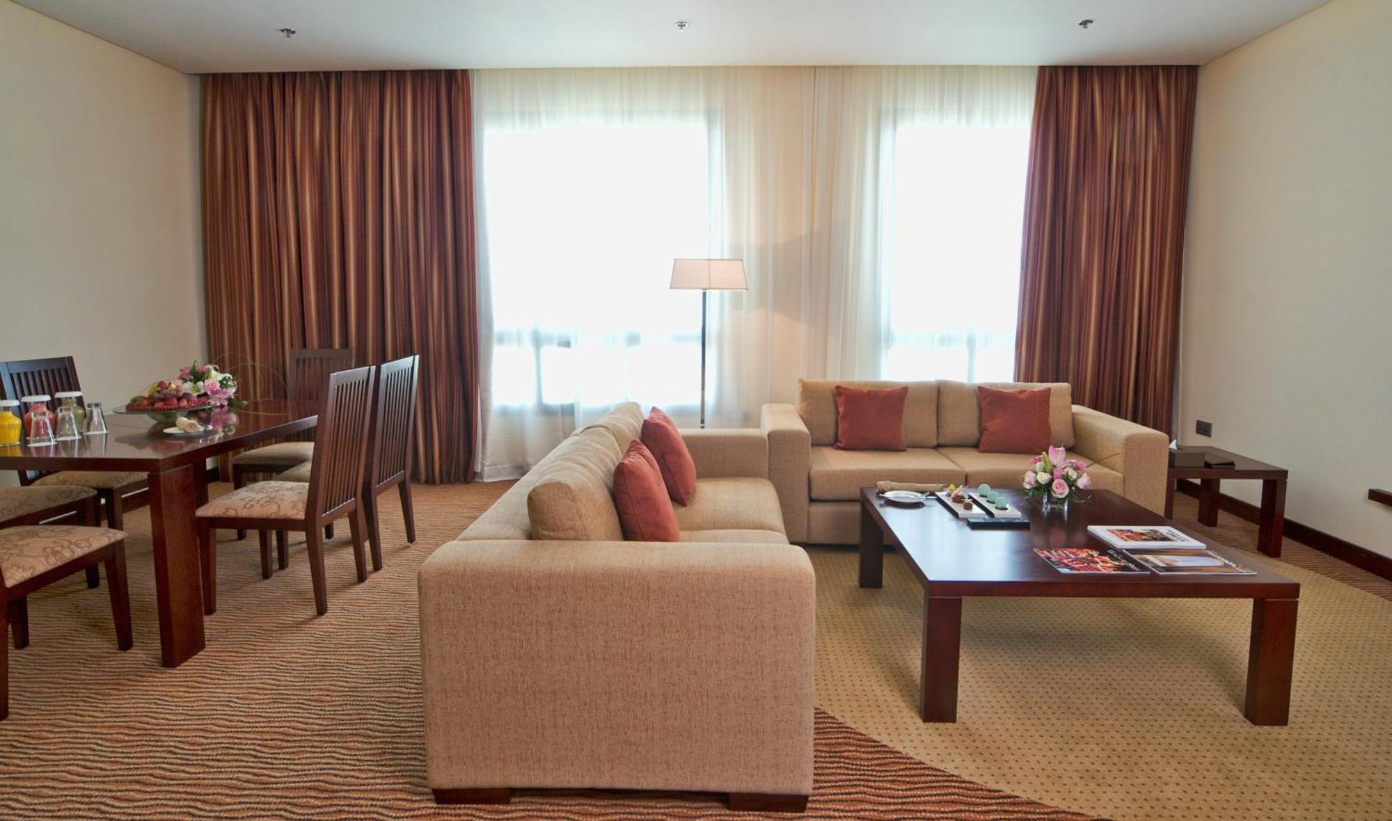 City Seasons Hotel & Suites Maskat Zewnętrze zdjęcie