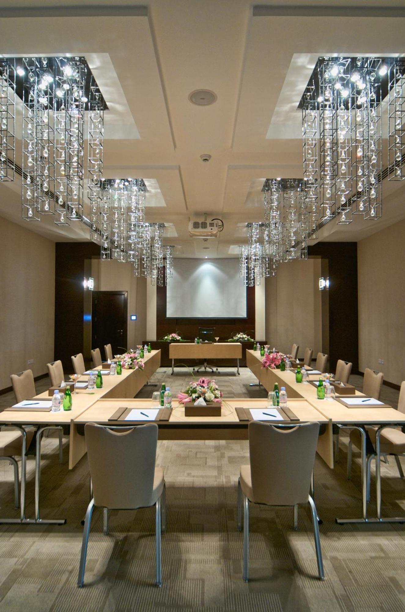 City Seasons Hotel & Suites Maskat Zewnętrze zdjęcie