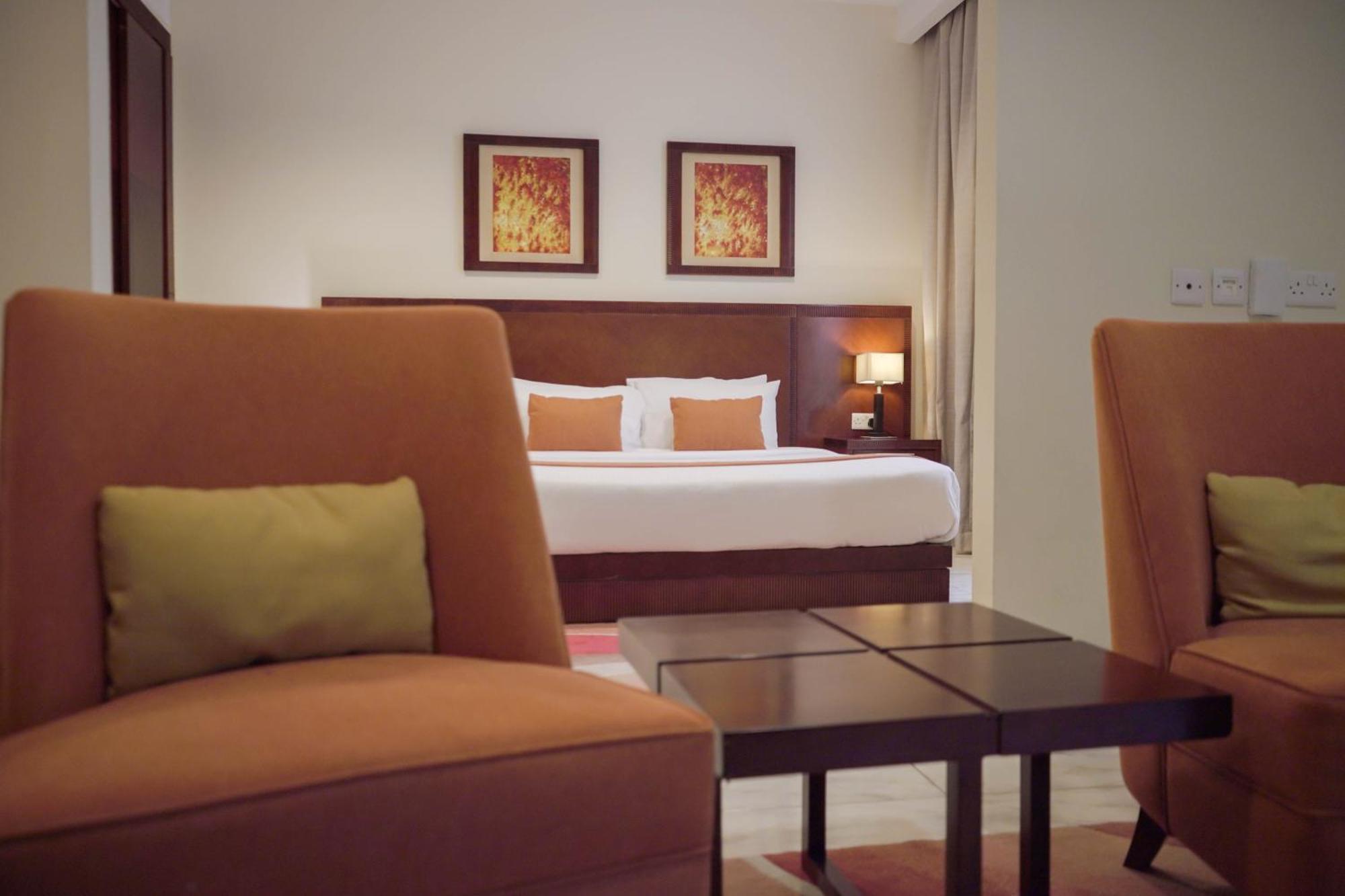 City Seasons Hotel & Suites Maskat Pokój zdjęcie