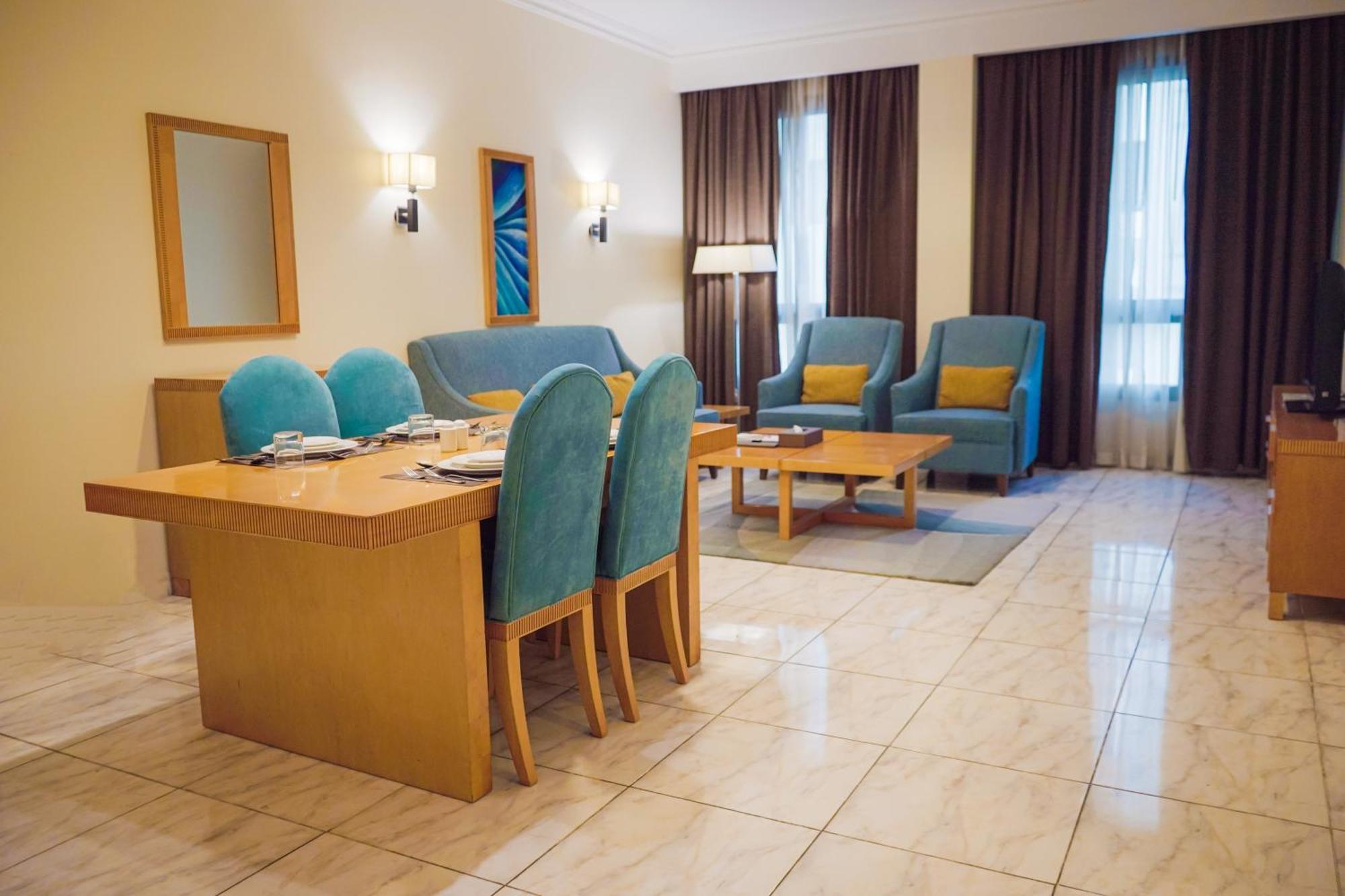 City Seasons Hotel & Suites Maskat Pokój zdjęcie