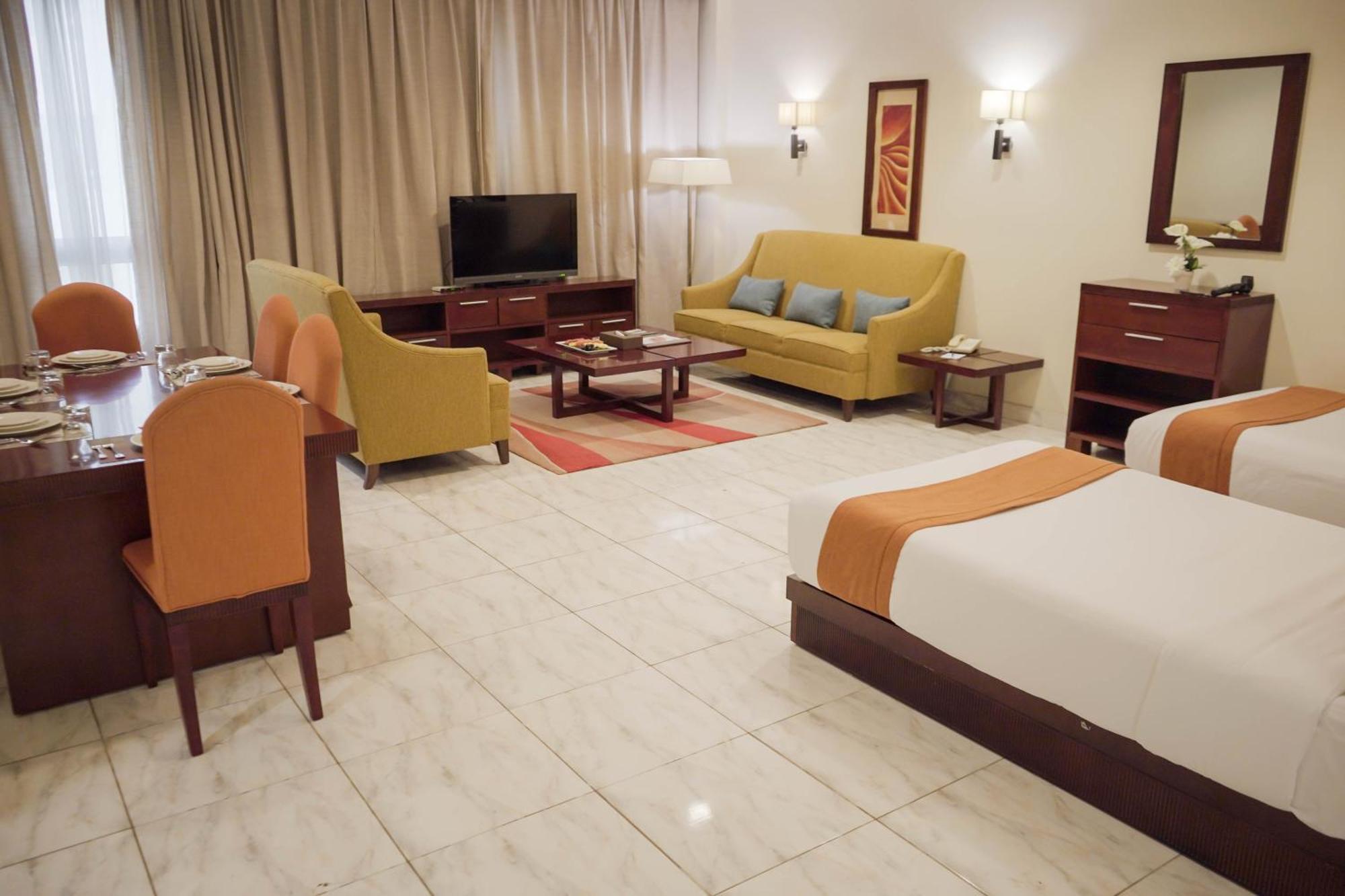 City Seasons Hotel & Suites Maskat Pokój zdjęcie