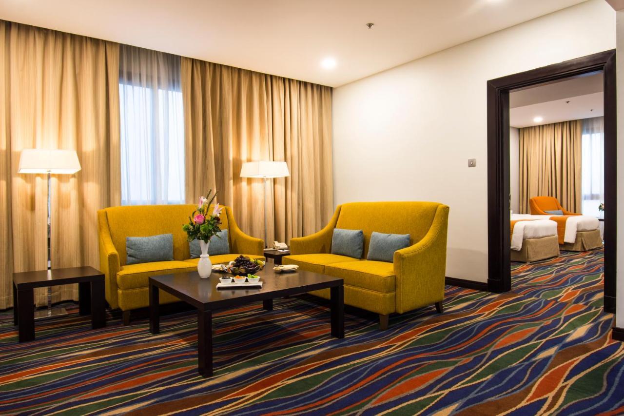 City Seasons Hotel & Suites Maskat Zewnętrze zdjęcie