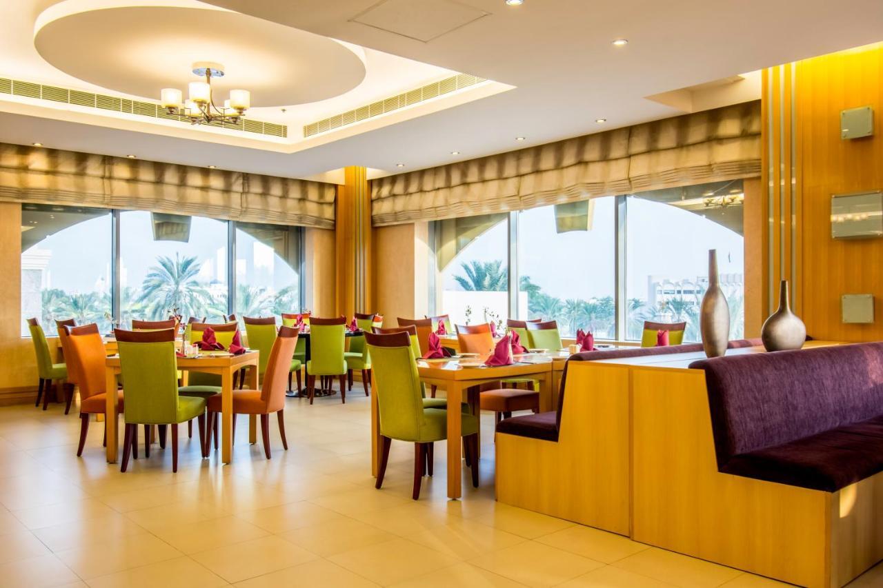 City Seasons Hotel & Suites Maskat Zewnętrze zdjęcie
